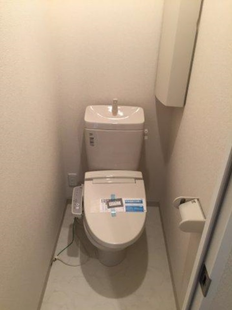 墨田区吾妻橋１丁目の賃貸マンションのトイレ