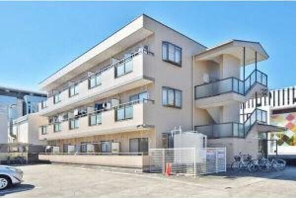 プラザコレージュの外観