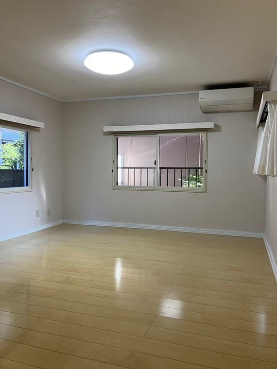 南小岩戸建の内装