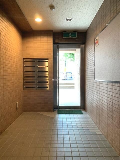 グリシーナ都立大のロビー|建物の内部です