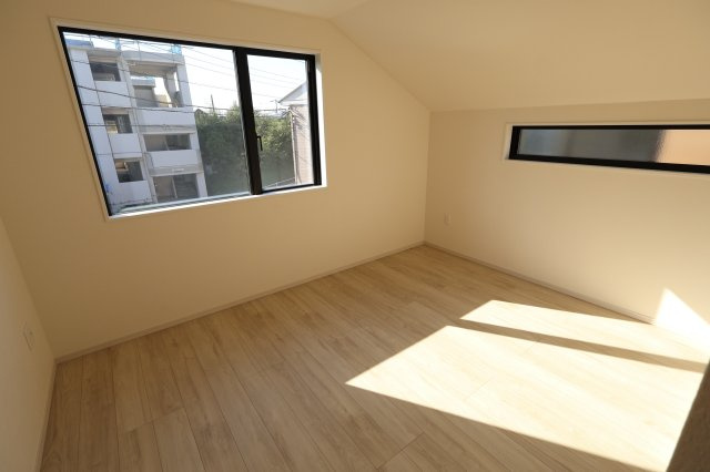 《仲介手数料無料》三鷹市井口４丁目6-26新築一戸建てKEIAI Grace