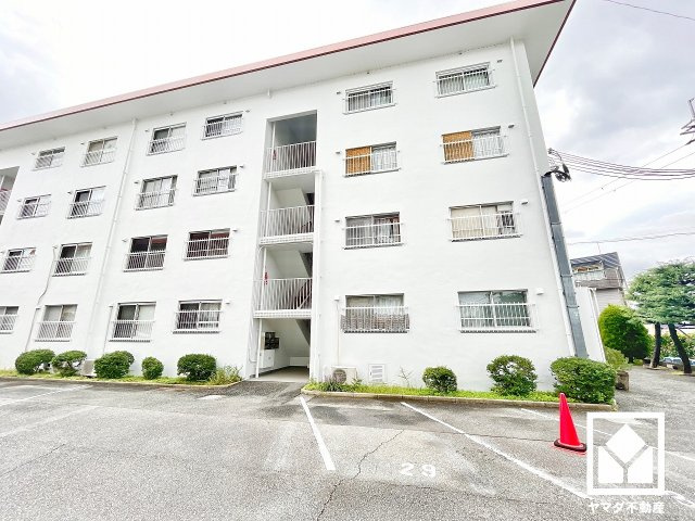 仁川フラットC棟の外観