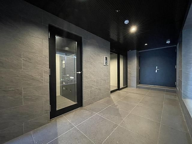 ReveResidence目黒のロビー|建物の内部です