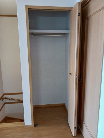 グレイスコートの収納|こまごまとしたものを収納できそうですね