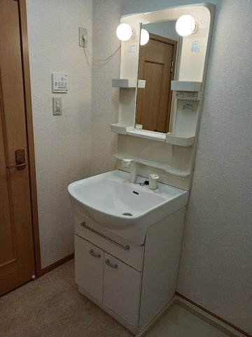 グレイスコートの洗面所|スペースが確保できる洗面所です