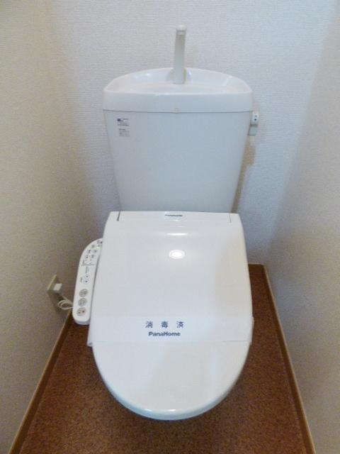ヒルコートのトイレ|清潔感のあるトイレです