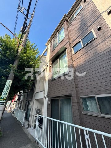 八王子市大和田町７丁目のアパートの外観