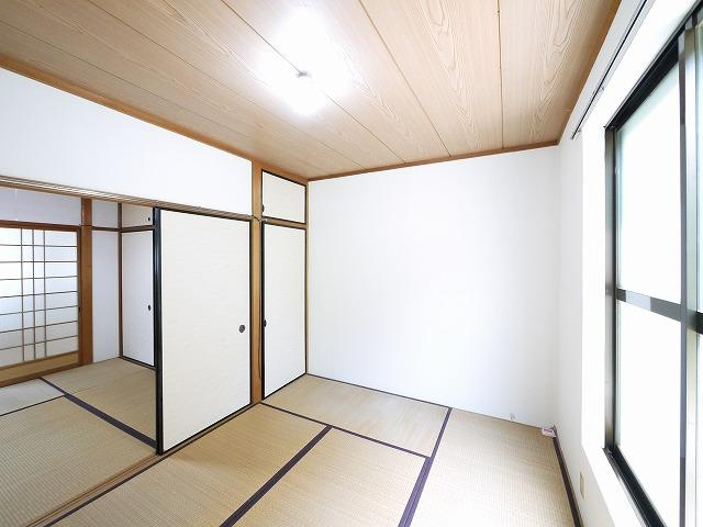 啓明パンションの和室|趣のある和室です