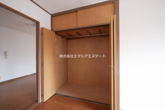 パークハイム住之江の居間・リビング