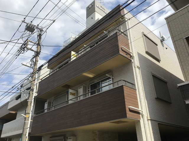 アクアスウィル横須賀の外観|外観は落ち着いています