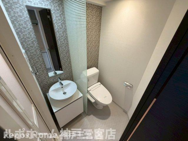 S-RESIDENCE神戸磯上通の洗面所