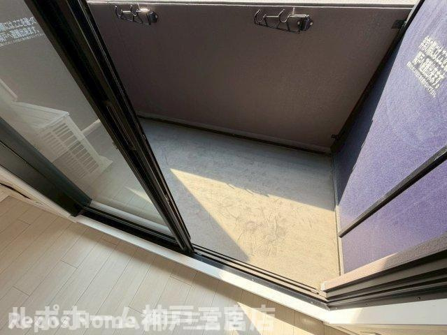 S-RESIDENCE神戸磯上通のバルコニー