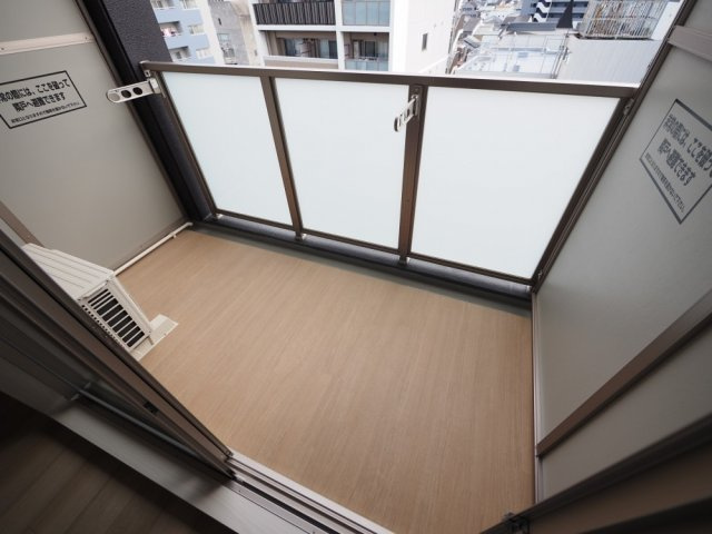 大阪市東成区中本２丁目の賃貸マンションのバルコニー