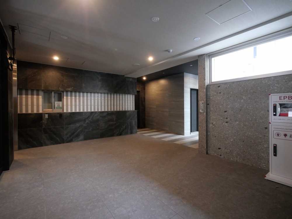大阪市東成区中本２丁目の賃貸マンションのロビー
