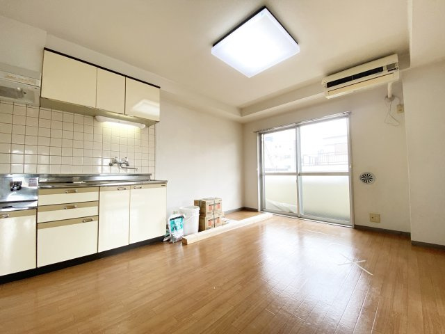 田端シティクレストの外観|別アングルの外観です