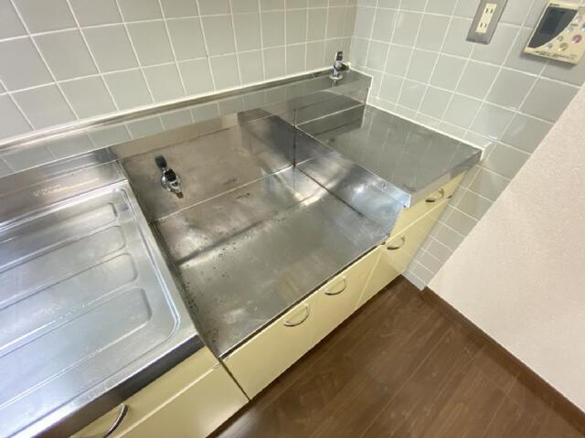 カネエーズ千現のキッチン