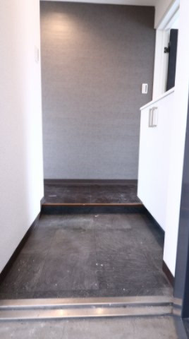 ときわ塩屋レクランの玄関|写真は別部屋です(^^)