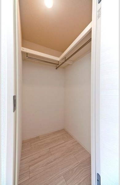 エスリード上前津ツヴァイテの収納