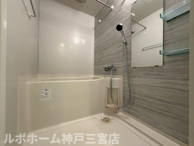 S-RESIDENCE神戸磯上通の浴室