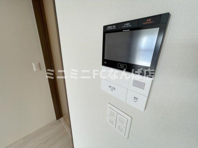 プレミストタワー靱本町の防犯設備
