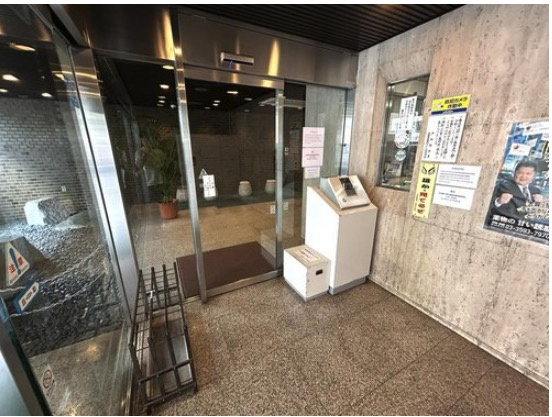 ★仲介手数料無料★早稲田セントラルハイツのエントランス