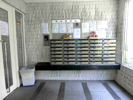 豊島区池袋３丁目の賃貸マンションのロビー