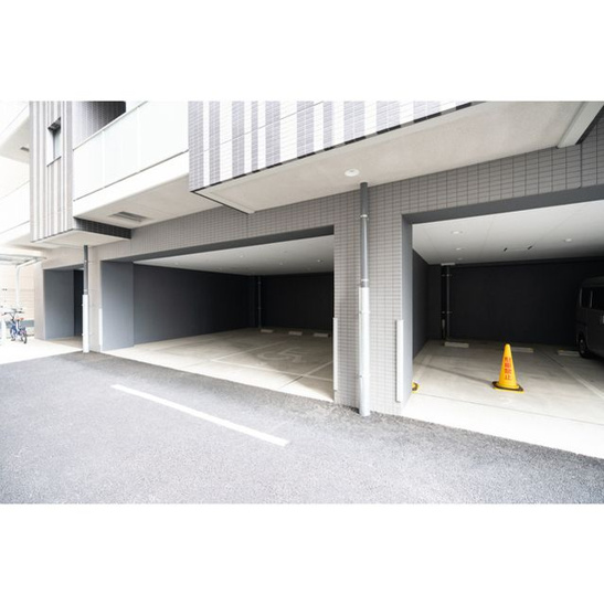 【駐車場】グランカーサ横浜磯子 