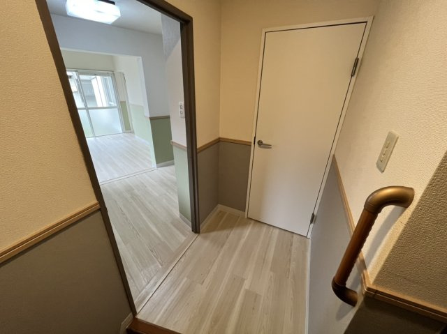 サンコーポ諏訪の玄関