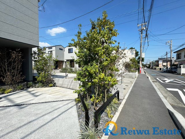新築戸建　藤沢市辻堂東海岸1丁目の前面道路含む現地写真