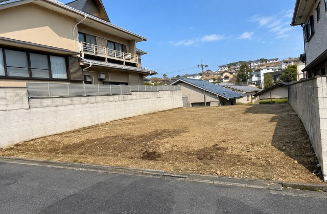 衣笠西開キ町