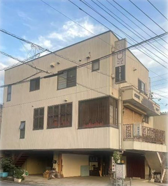 川口市大字東本郷の賃貸マンションの外観