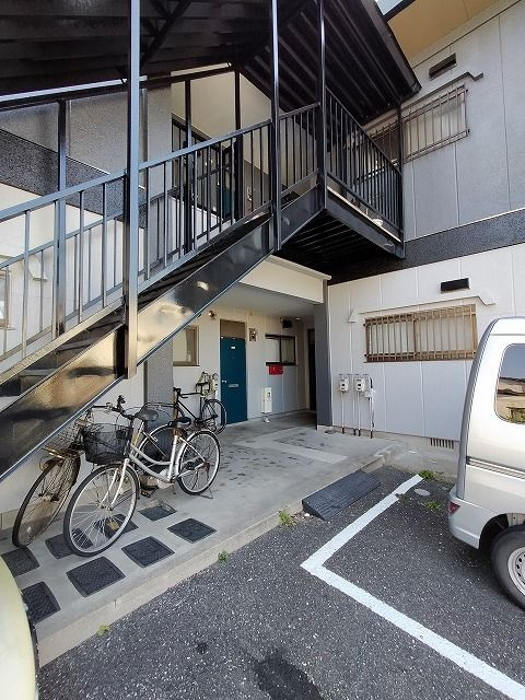 アルファディオ今宿の駐車場