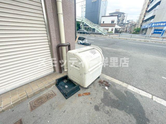 パルミエール岸里のその他共用部分