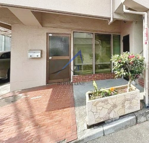 メゾン佐藤のエントランス|エントランスです。