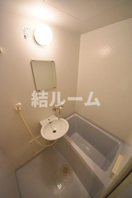 練馬区石神井町１丁目の賃貸マンションの浴室