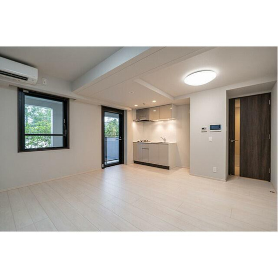 【居間・リビング】 | M-RESIDENCE新江古田 | 11.7帖のきれいなLDK。