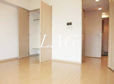 【居間・リビング】 | レオーネ綾瀬 | 洋室のお部屋です。