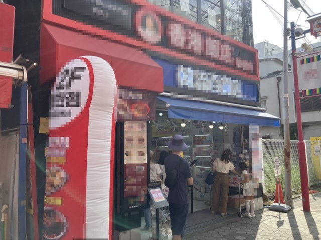 大阪市生野区桃谷５丁目のビルの外観