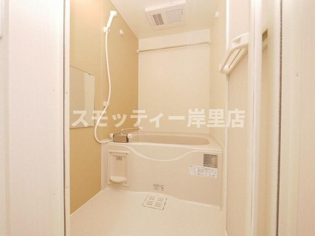 フジパレス遠里小野V番館の浴室