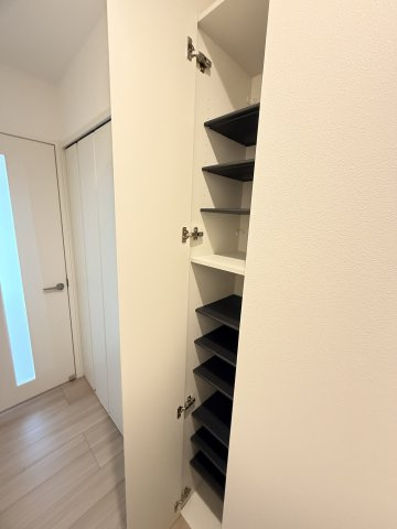 サンフォルテ三木西の収納