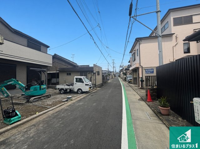 3(土)4(日)現地説明会！◆泉北郡忠岡町忠岡南　新築一戸建ての前面道路含む現地写真|周辺は落ち着いた街並みの住宅地！子育てがしやすい住環境です！まだ未完成ですが、現地でしかわからない事もございます。是非一度ご覧ください。