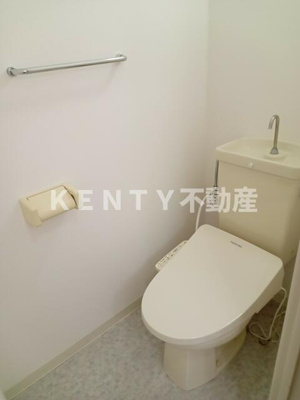 【トイレ】 | ヴィラ・シェール | 清潔感のあるトイレです