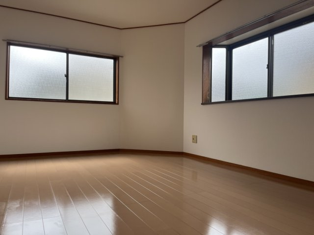 【寝室】