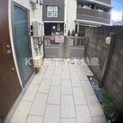 【玄関】 | サークルハウス平和島壱番館 | 明るい玄関です