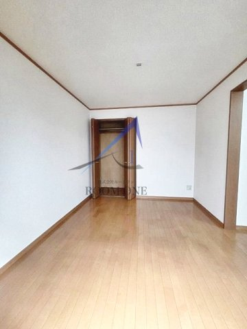 ハイツ大橋の居間・リビング|洋室のお部屋です。
