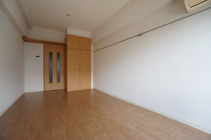 Totsu Residence Hakata East（旧：アリビオ博多駅東）の居間・リビング