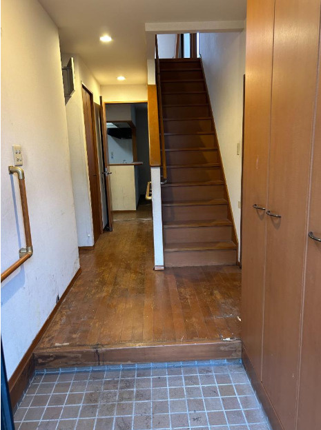 箕面市粟生外院１丁目　中古戸建