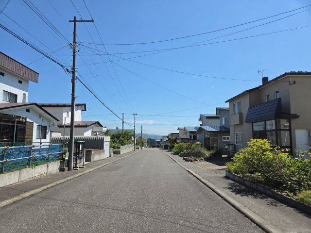【前面道路含む現地写真】の画像