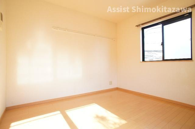 カサベルデ梅丘の寝室