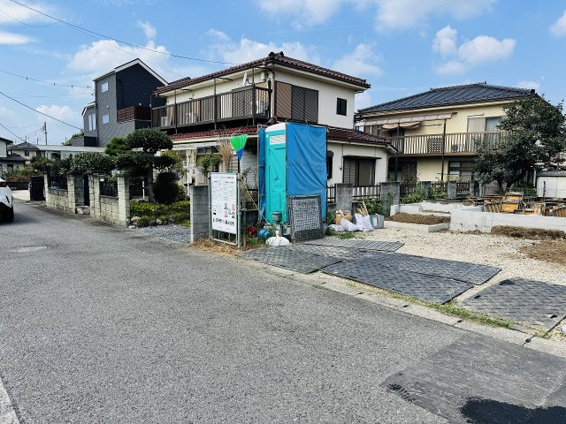 八王子市　横川町　新築一戸建て　２０期の前面道路含む現地写真|～南4ｍ道路につき陽当たり良好～
